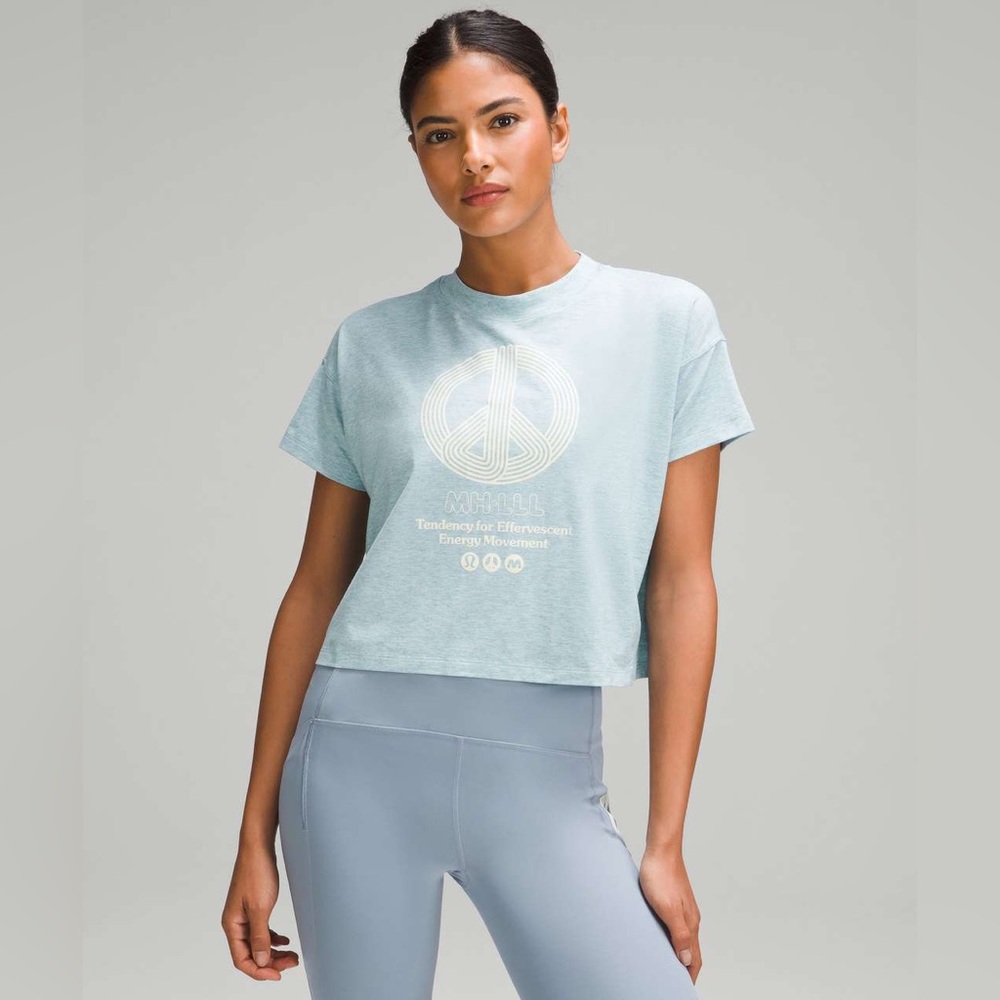 Lululemon x Madhappy Cates T-Shirt
HEATHERED CIRRUS BLUE